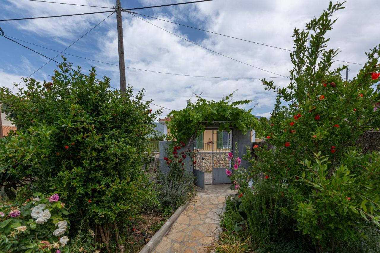 Adonino Residence-The House Of Pomegranates Lakíthra Exterior foto