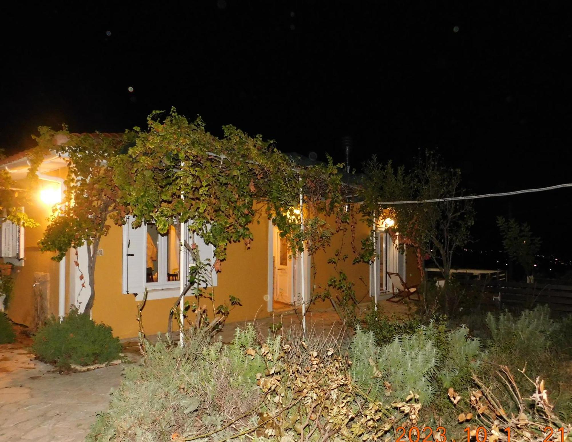 Adonino Residence-The House Of Pomegranates Lakíthra Exterior foto